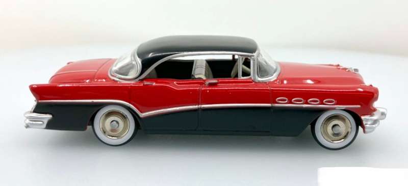Buick Roadmaster-Riviera 4-door hardtop 1956 red+black 1/43 GFCC TOYS NEW+boxed #6114 instant wheels