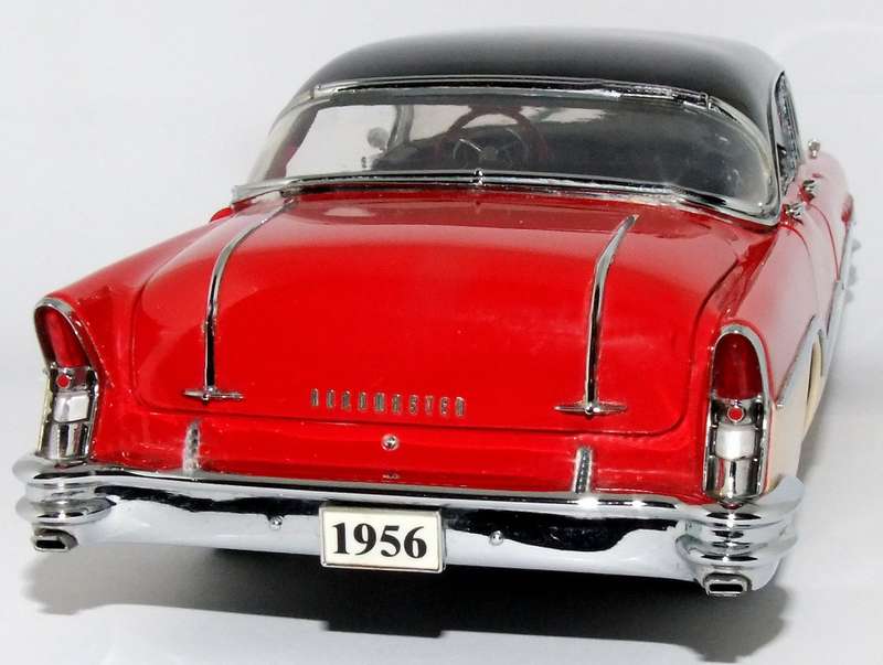 Buick Roadmaster-Riviera 4-door hardtop 1956 red+black 1/43 GFCC TOYS NEW+boxed #6114 instant wheels