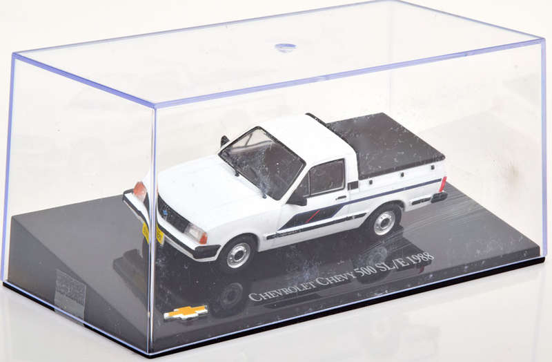 Chevrolet Chevy 500 SL/E 1988 pick-up white/black 1/43 IXO/Altaya NEW+boxed #6119 instant wheels