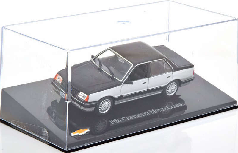 Chevrolet Monza Classic 1986 silver/black 1/43 IXO/Altaya #6129 instant wheels