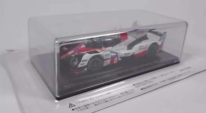 Toyota TS050 Hybrid  #8 24h Le Mans 2017 1/43 Spark NEW+boxed #6139 instant wheels