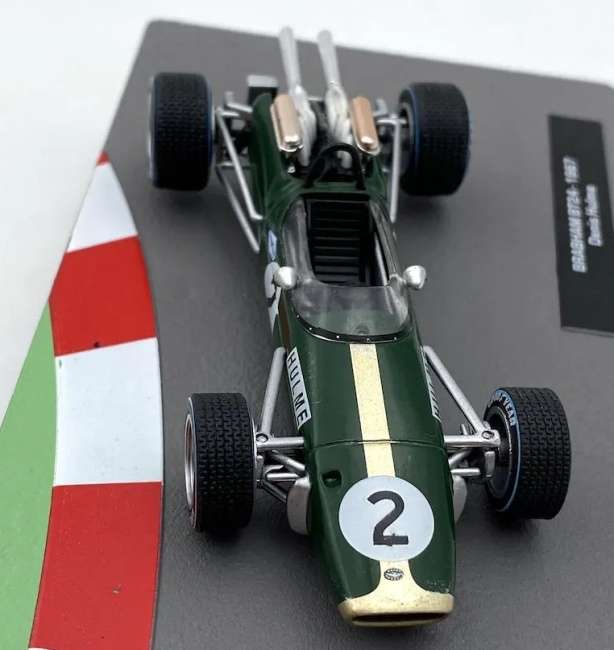 Brabham Repco v8 BT24 F1 1967 (Denis Hulme) dk.green 1/43 IXO/Altaya NEW+boxed #6141 instant wheels