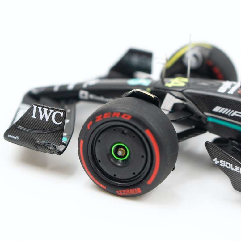 Mercedes AMG W14 F1 #44 L.Hamilton 2023 1/43 Bburago NEW+boxed #6150 instant wheels