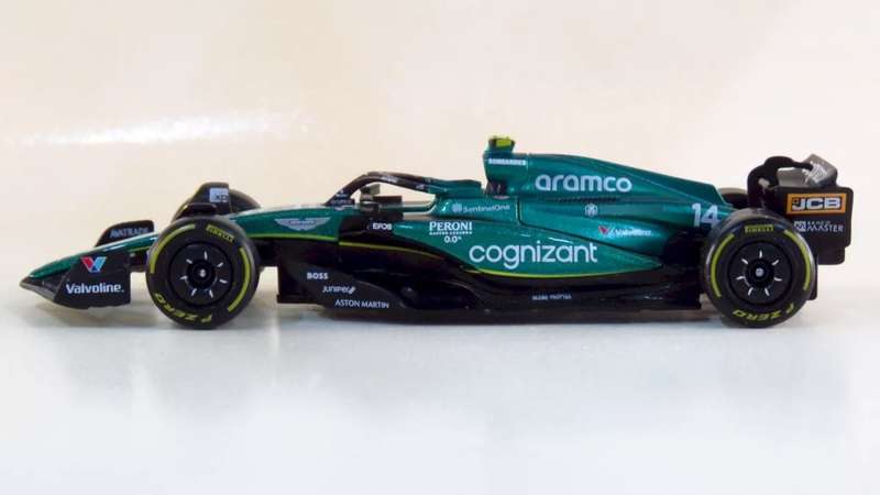 Aston Martin AMR23 #14 F1 2023 1/43 Bburago NEW+boxed #6169 instant wheels