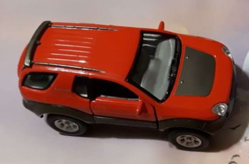Isuzu VehiCross red 1997 1/43 Cararama NEW+blister #6163 instant wheels