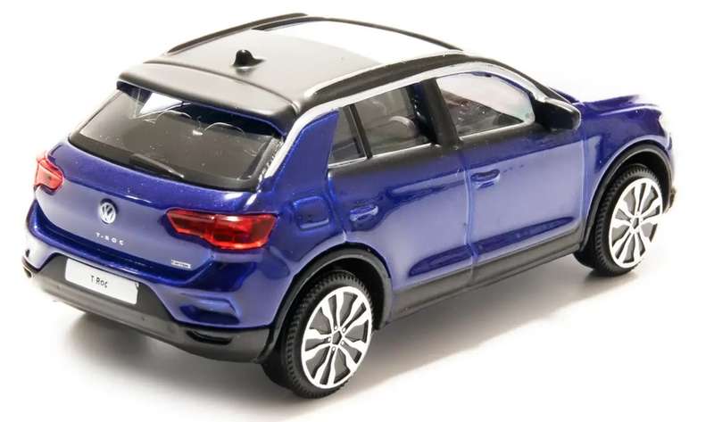 Volkswagen T-Roc 2021 blue-met 1/43 Bburago NEW+boxed #6164 instant wheels