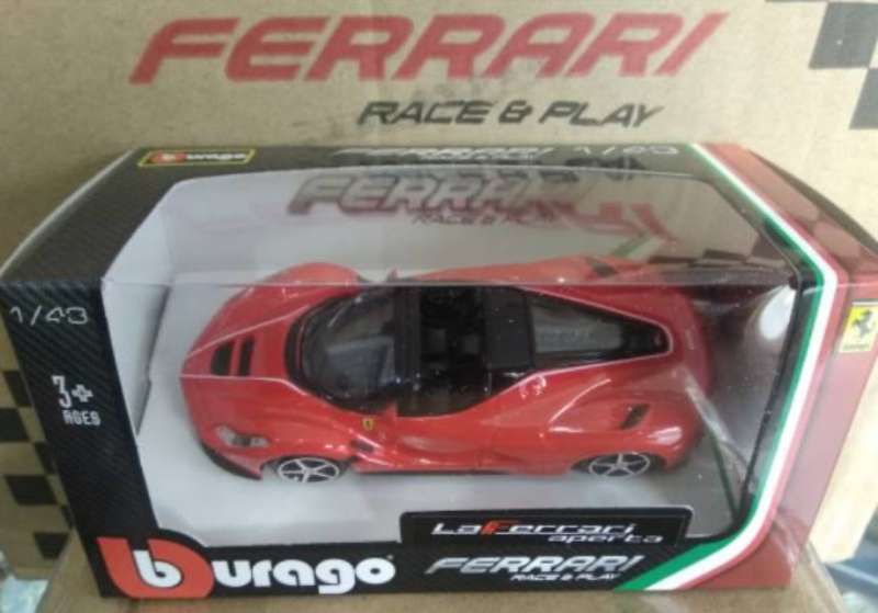 Ferrari LaFerrari Aperta 2016 red 1/43 Bburago #6170 instant wheels