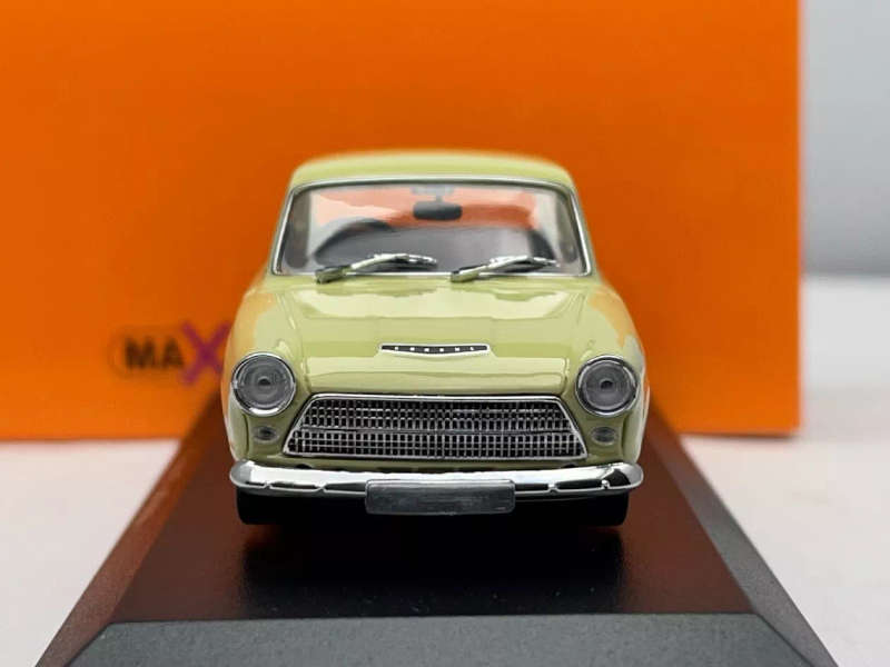 Ford Cortina Mk.I 1962 pale green 1/43 Maxichamps/Minichamps NEW+boxed #6185 instant wheels