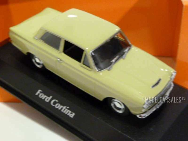 Ford Cortina Mk.I 1962 pale green 1/43 Maxichamps/Minichamps NEW+boxed #6185 instant wheels