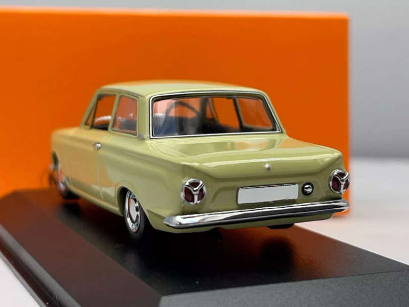 Ford Cortina Mk.I 1962 pale green 1/43 Maxichamps/Minichamps NEW+boxed #6185 instant wheels