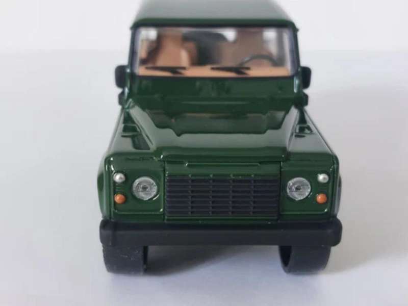 Land Rover Defender swb 1995 dark green 1/43 Norev Jet Car NEW+boxed #6198 instant wheels