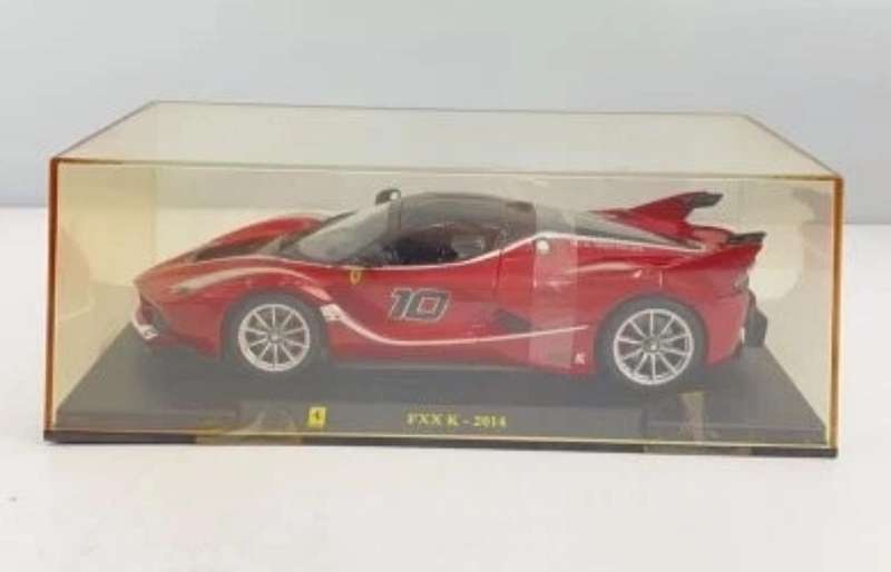 Ferrari FXX K 2014 black+red 1/43 NEW+boxed Bburago #6205 instant wheels