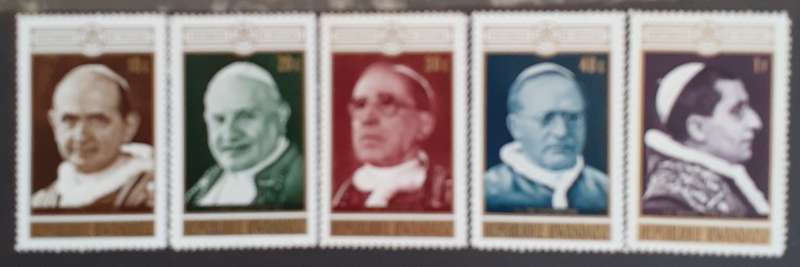 Stamp - Rwanda - Vatican Centenary - Set - MNH