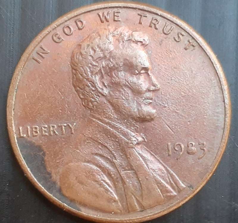 Coin - USA - 1 Cent Lincoln - 1983 - Date Error