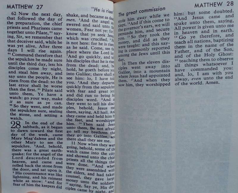 Bible - The New Testament - KJV - Pocket - Wooden Panels - 1978