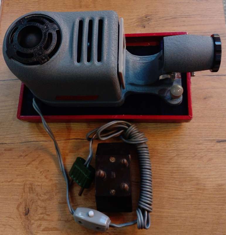 Slide Projector - Japan - Recall Slide - Vintage - Scarce