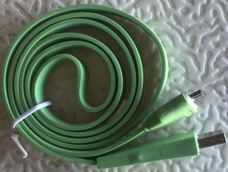 Cable - USb to Iphone 3/4/Ipod - Green - Flat - 1m