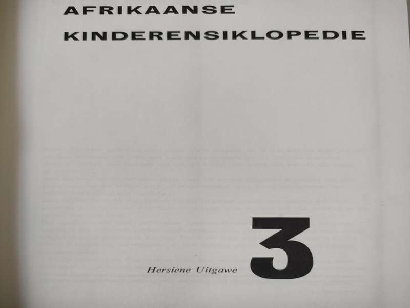 Afrikaanse Kinderensiklopedie Volume 3: Nasionale Boekhandel: Good condition: