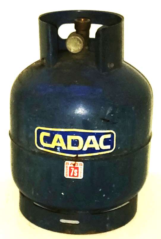 Cadac 3 kg model 7S gas cylinder in good working condition