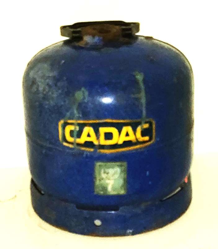 3 kg gas cylinder in good working condition