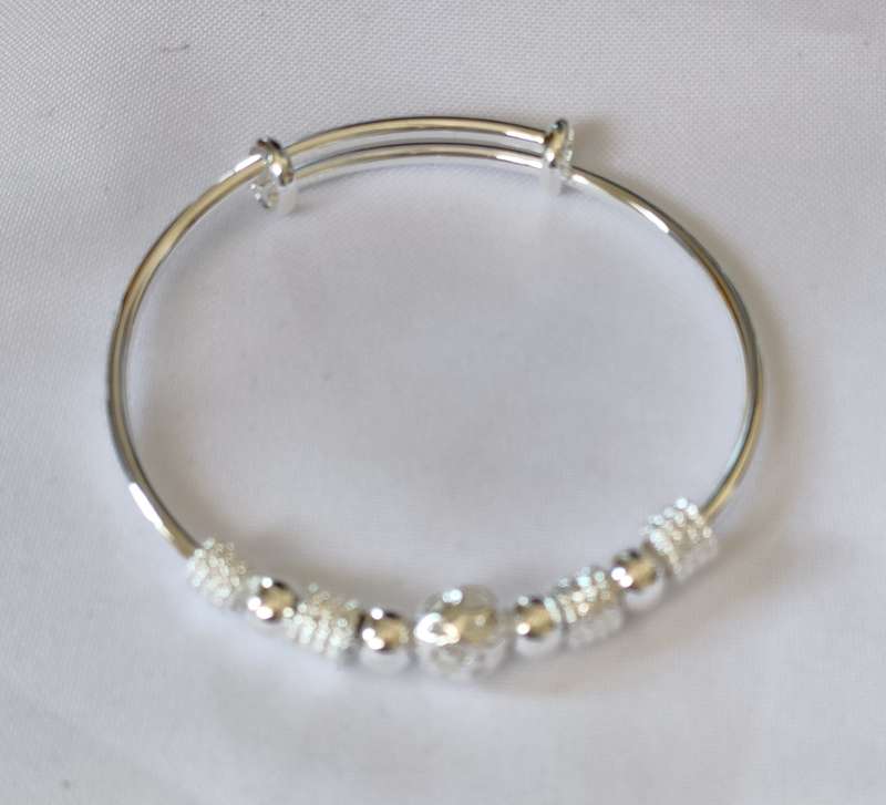 Gorgeous New Bracelet: 19 cm