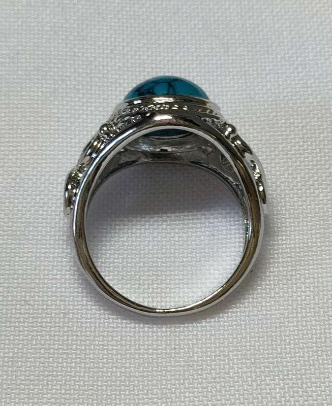 Gorgeous Large Lab created Turquoise and White CZ ring in vintage setting:  Size US7