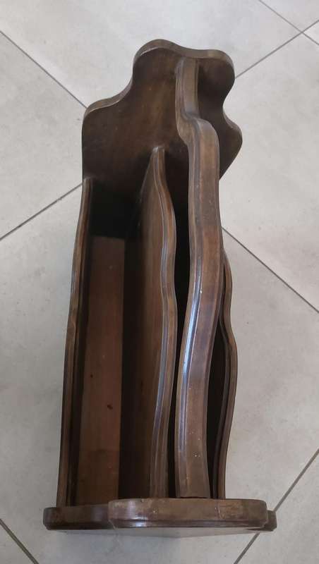 Large deep vintage solid wood magazine rack in good condition