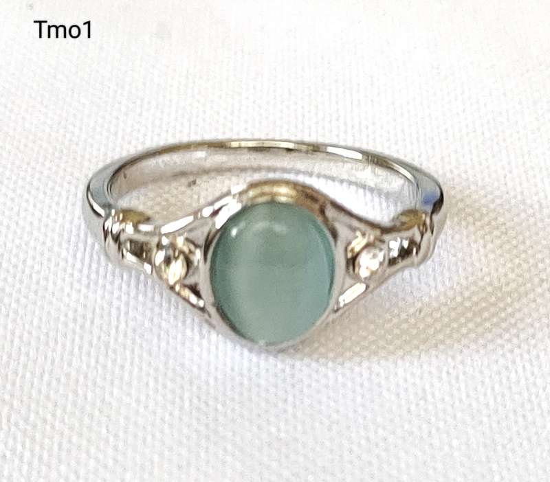 Moonstone ring - lab-created stone - size US 7