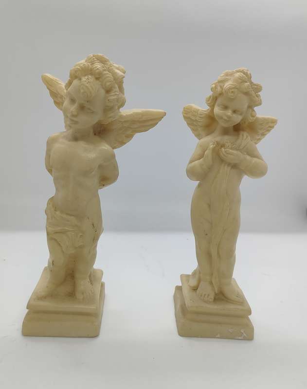 Pair of Italian Falcon cherubs - highly decorative - carved resin- height - 155mm