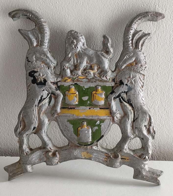 Large vintage handmade cast iron Coat of Arms - Unique quality item with wall attachments