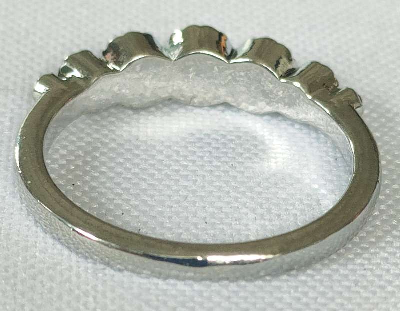 Dress ring - multiple lab-created blue and white stones - size US 7