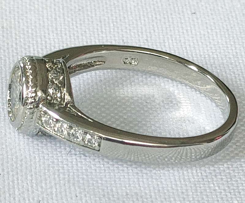 Engagement ring - lab-created white diamond simulant- Size US 8