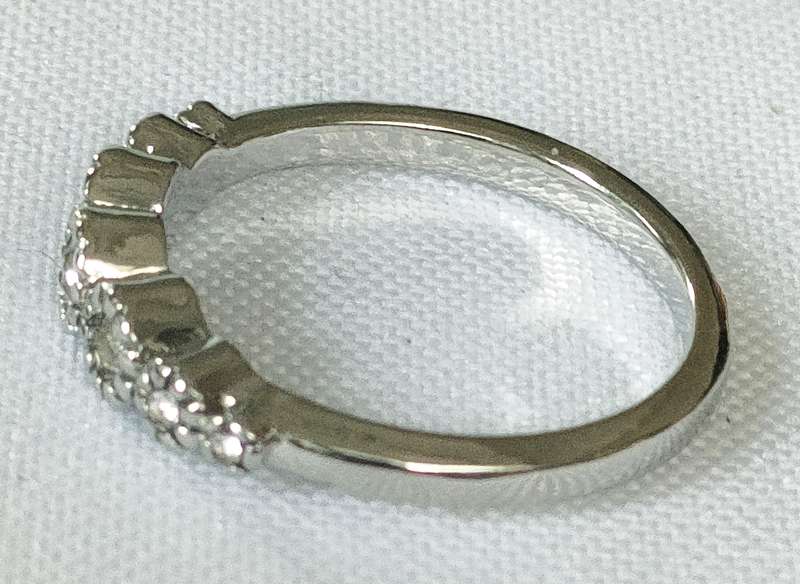 Dress ring - multiple lab-created white stones - size US 8