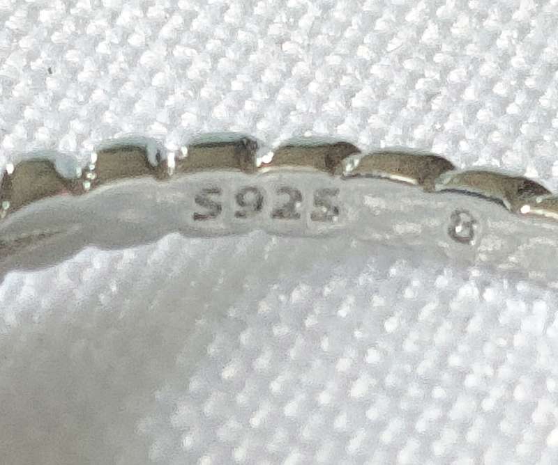 Sterling silver ring - multiple lab-created white stone accents - s925 stamp - size US 7