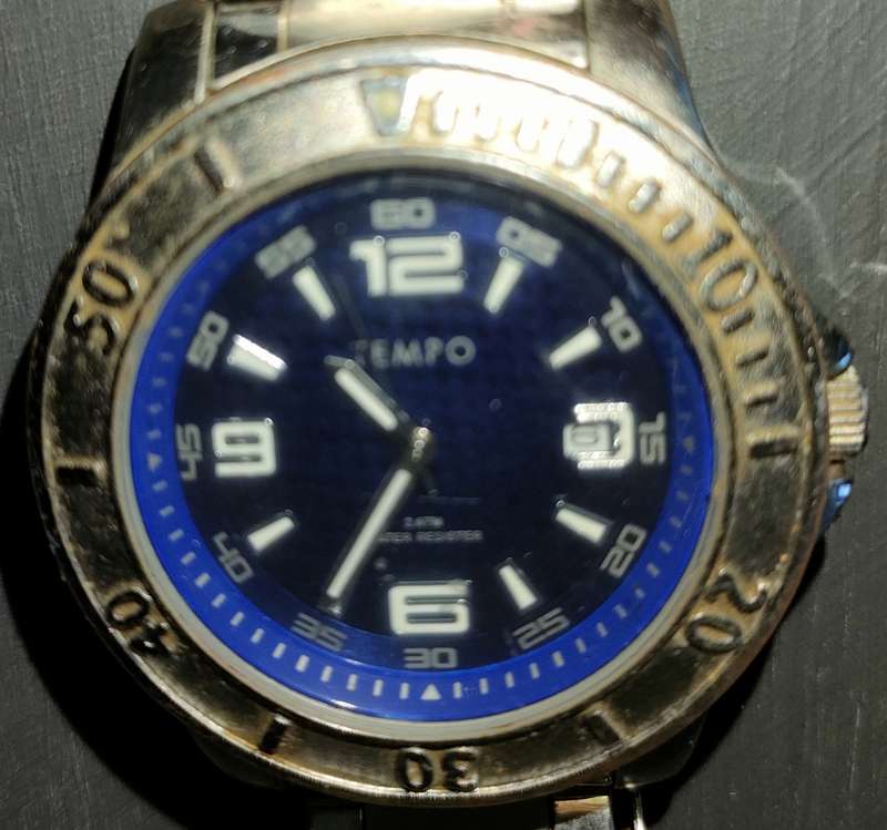 Vintage Tempo Mens Watch: Requires new battery to run: Good condition
