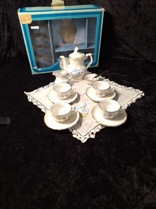 Beautiful Vintage German Porcelain Kiddies Play Tea Set.