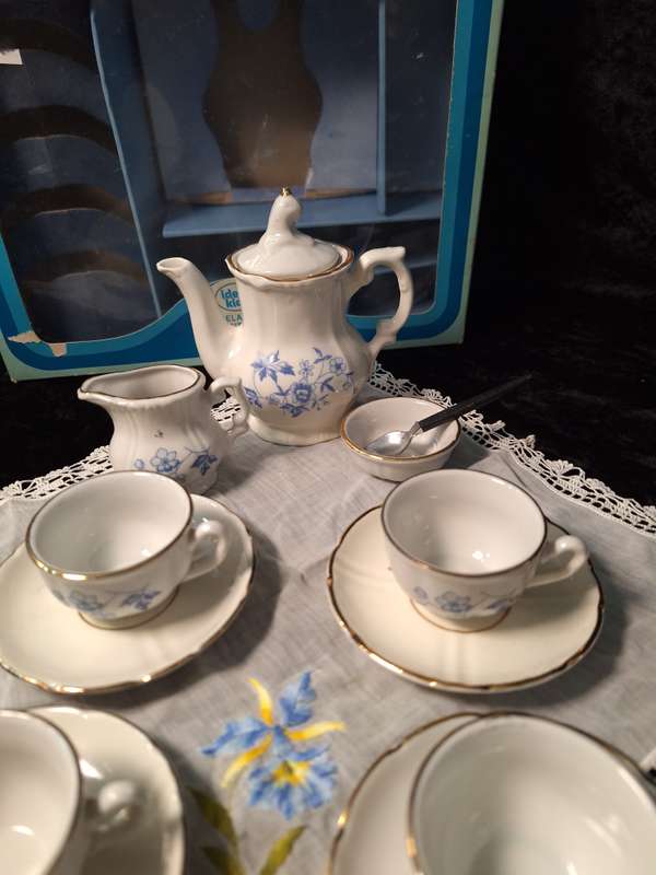 Beautiful Vintage German Porcelain Kiddies Play Tea Set.