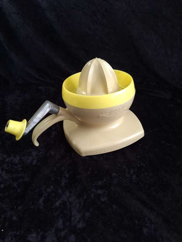 Vintage Zylyss Hand Juicer