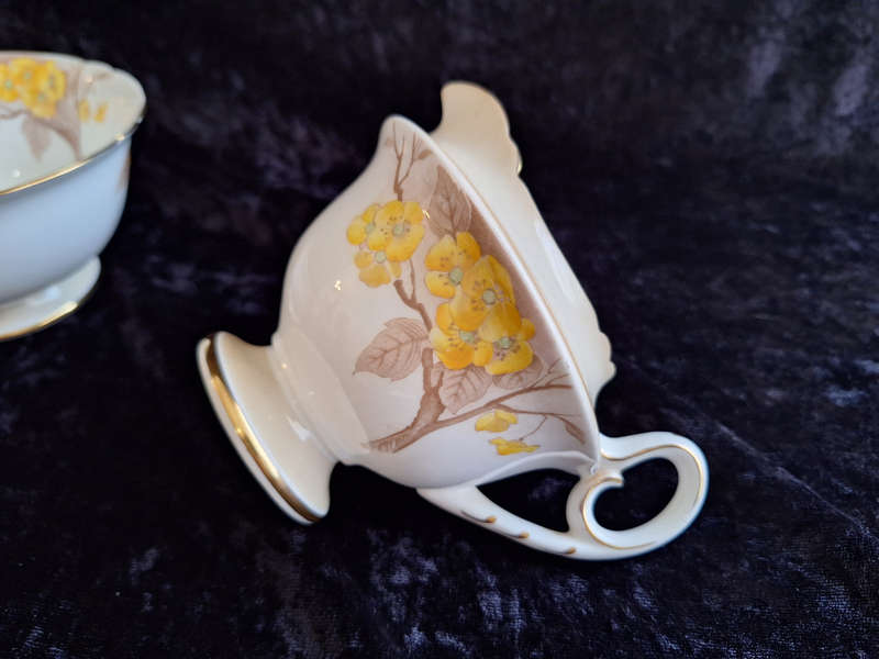 1920's Shelley Milk and Sugar Set - Reg. No: 771299/12547/E