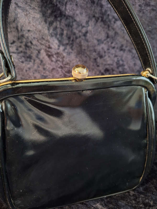 Vintage Black Handbag - B.