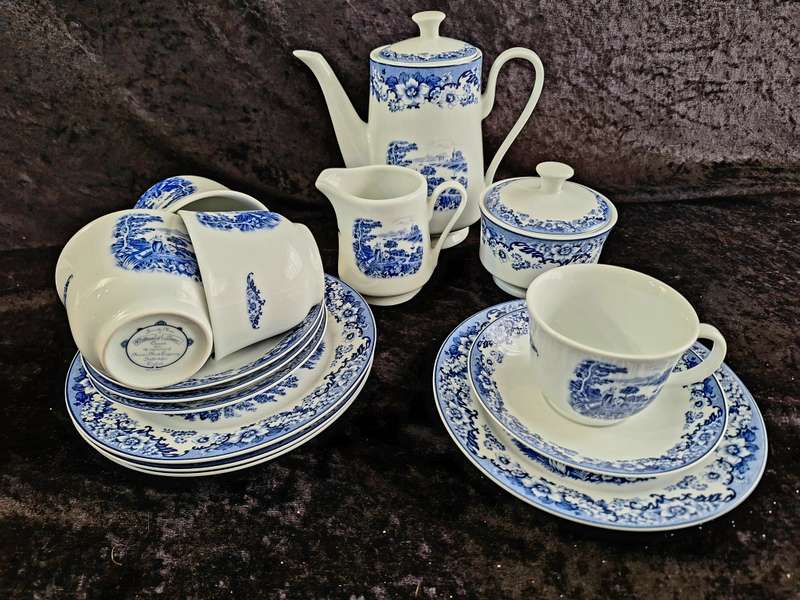 Beautiful William & James - Staffordshire Porcelain Tea Set.