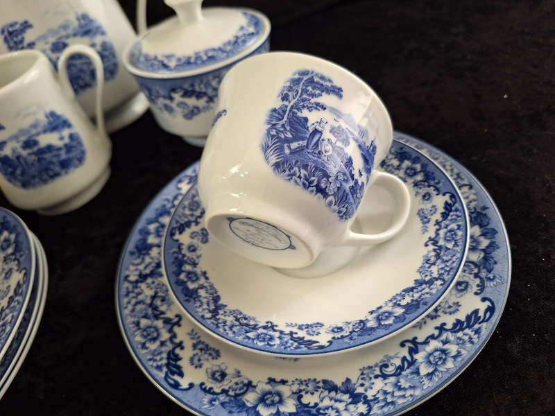 Beautiful William & James - Staffordshire Porcelain Tea Set.