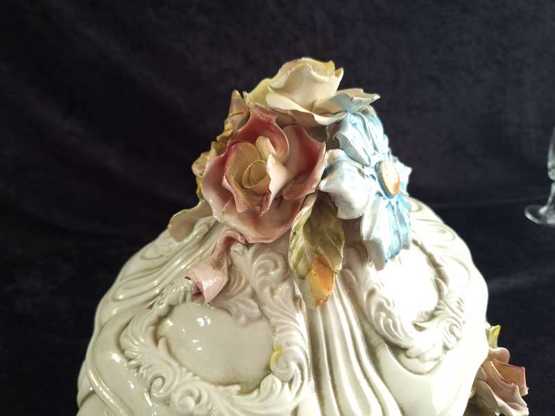 Stunning Italian Soup Tureen