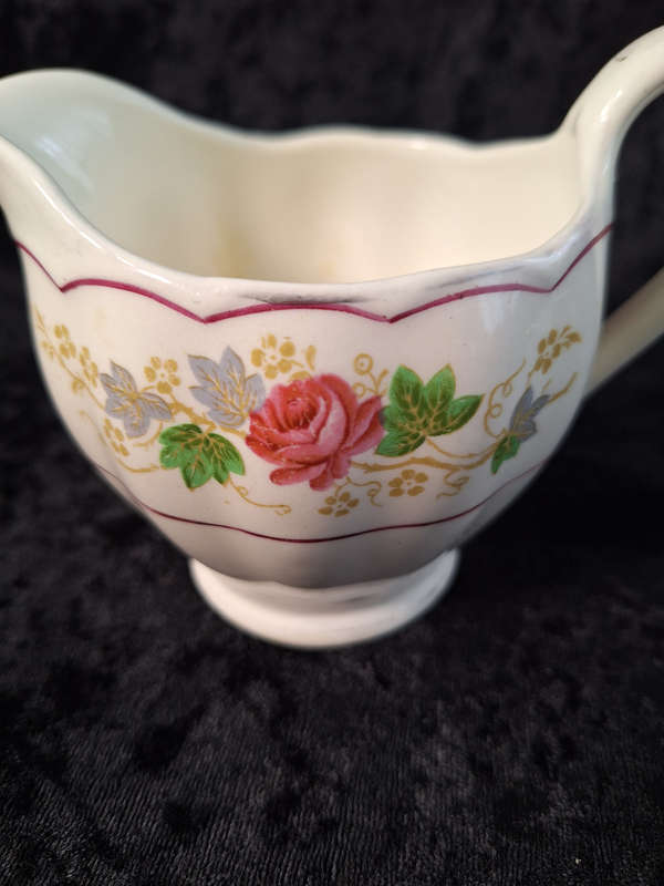 Vinatage Creampetal Grindley Milk Jug.