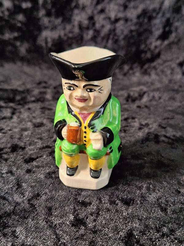 Vintage Small Caracter Toby Jug.