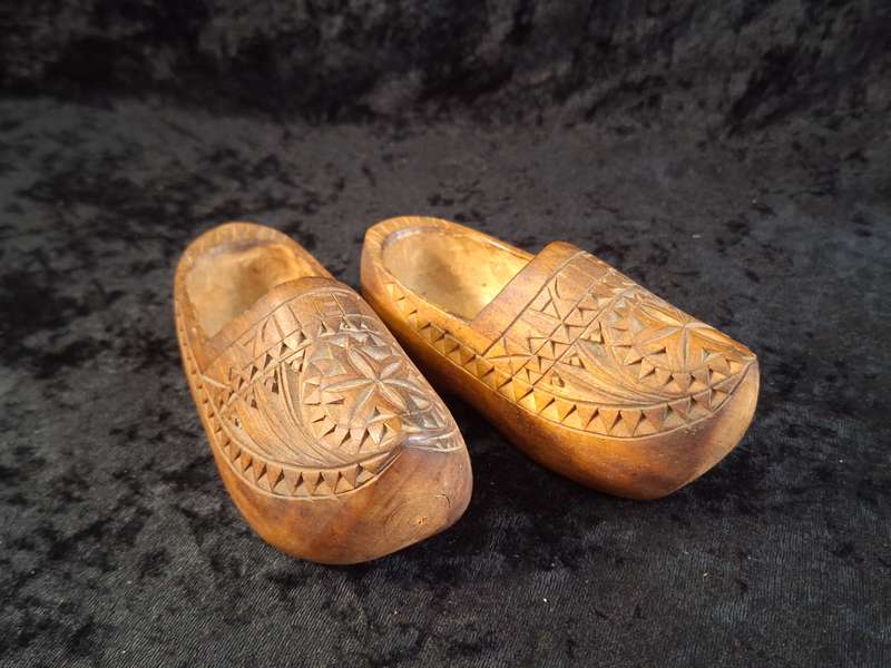 Vintage Hand Carved Dutch Clogs