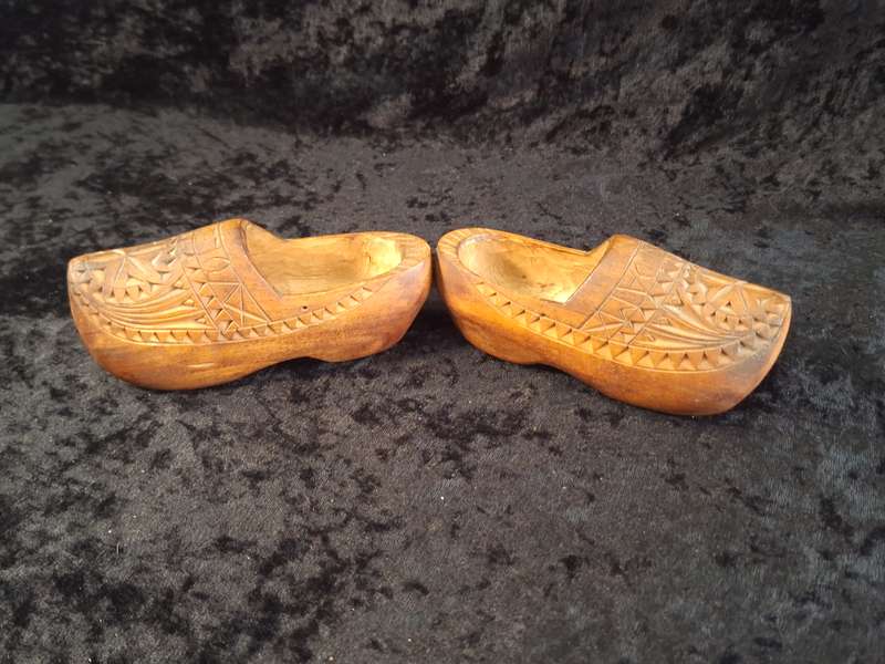 Vintage Hand Carved Dutch Clogs