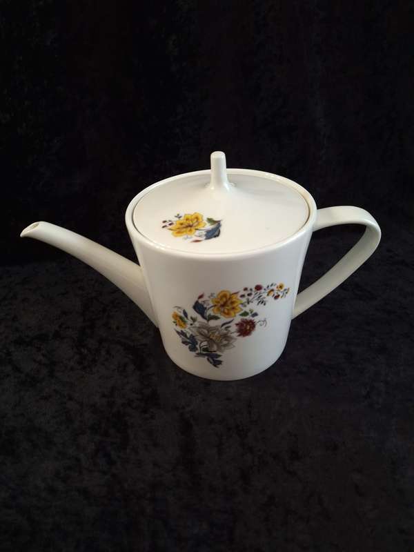 Beautiful Vintage S.A. Porcelain Constantia Ware Teapot.