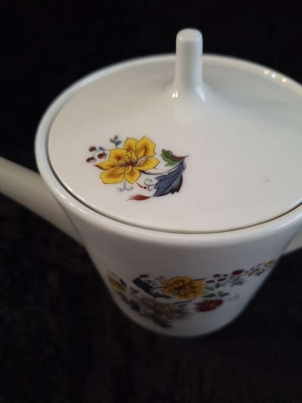 Beautiful Vintage S.A. Porcelain Constantia Ware Teapot.