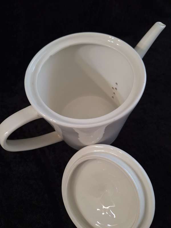 Beautiful Vintage S.A. Porcelain Constantia Ware Teapot.